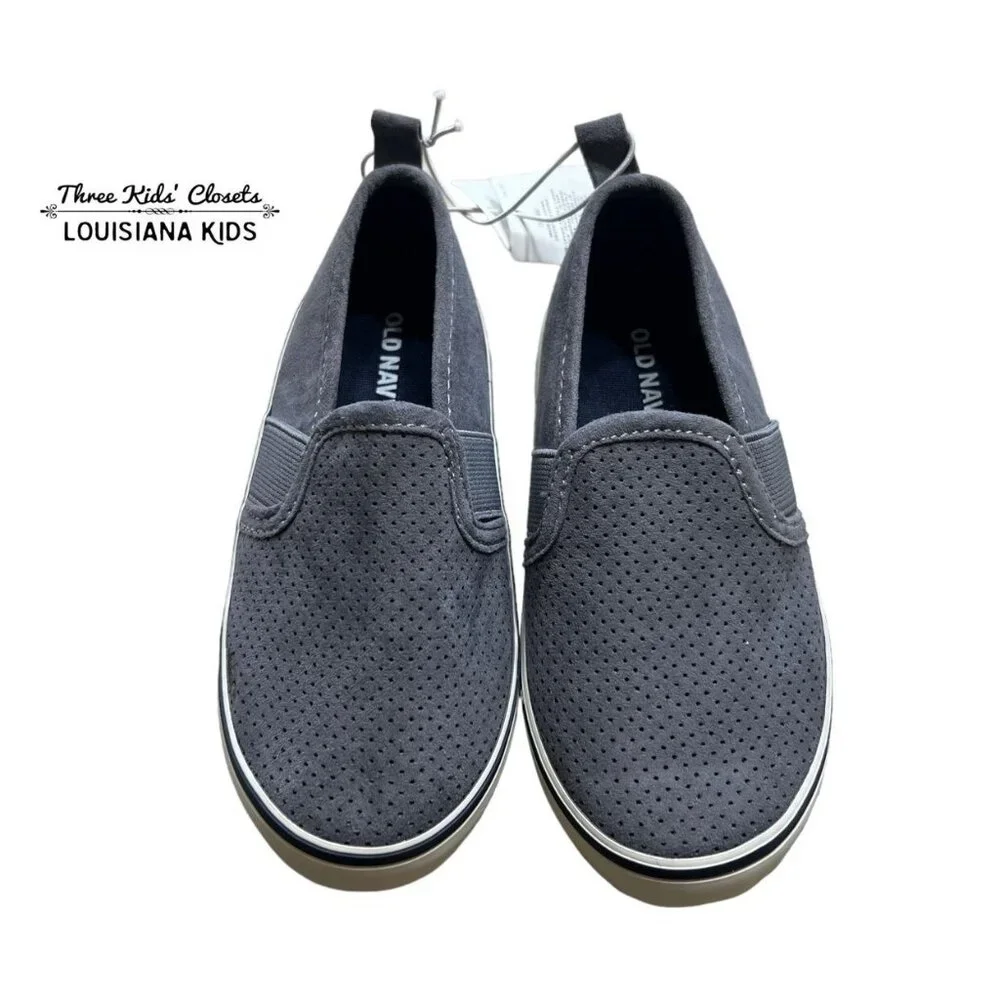 NEW Old Navy Sz 7 Grey Slip-On Sneakers